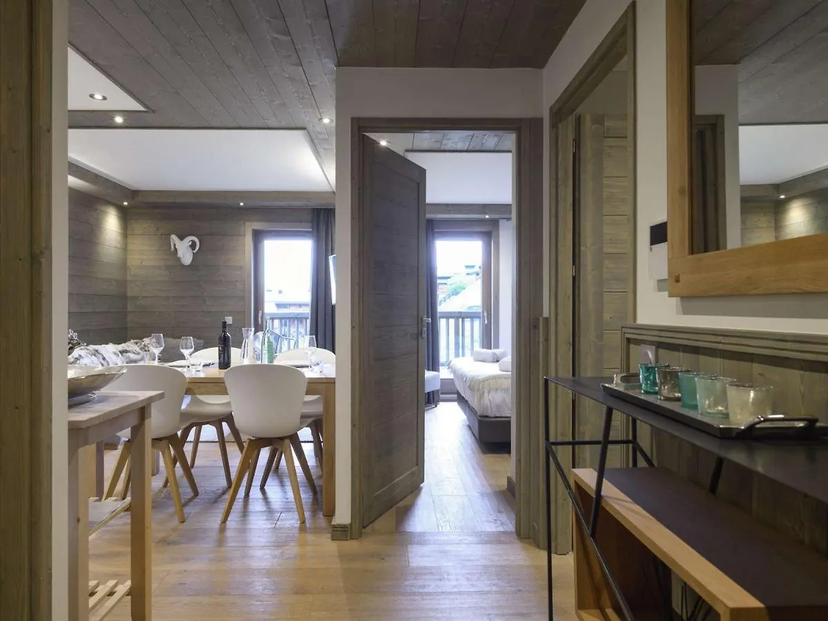 Courchevel Moriond: Appartement 42M², 4 Pers, Proche Pistes Avec Wifi Et Parking - Fr-1-631-115 França